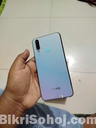 Vivo Y17